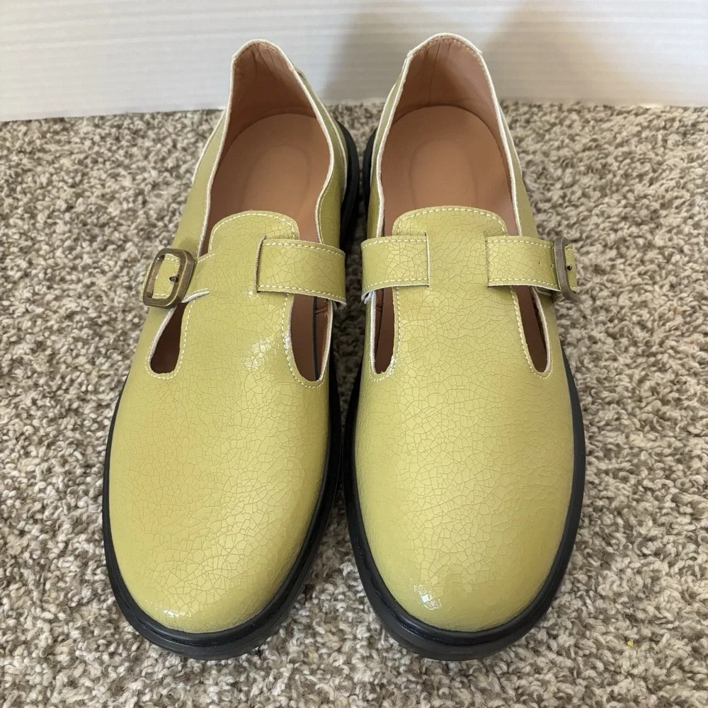 Women's Green buckle Mary Jane shoes New womens Size 11